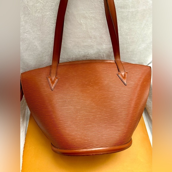 Louis Vuitton Epi Saint Jacques Shoulder Bag Large with FREE long wallet - Picture 5 of 13